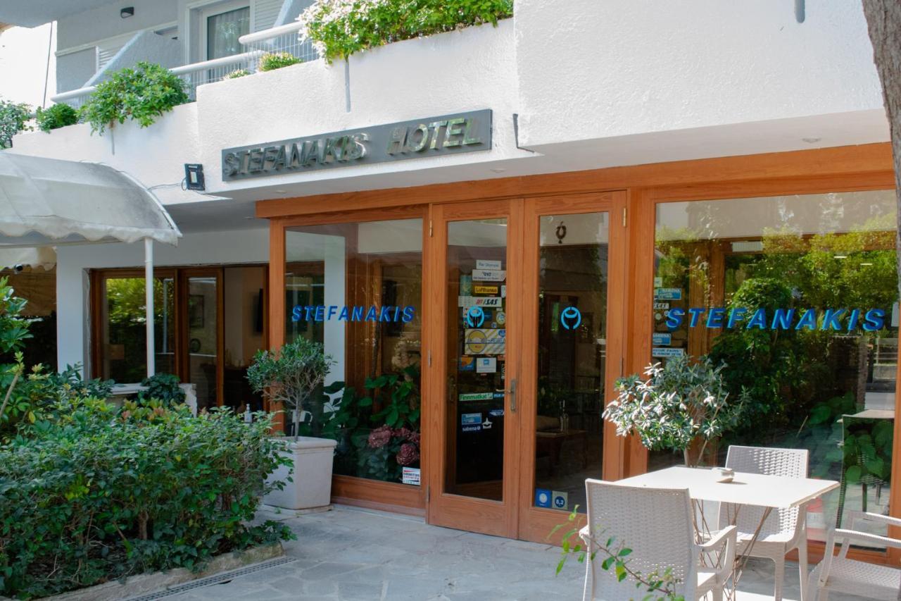Stefanakis Hotel & Apartments Varkiza Luaran gambar