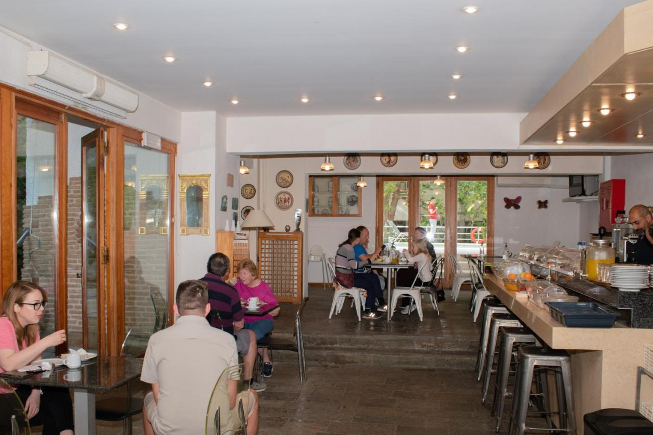 Stefanakis Hotel & Apartments Varkiza Luaran gambar